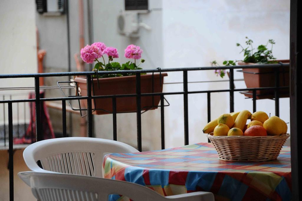 B&B SoleLuna della Solidarietà Palerme Extérieur photo